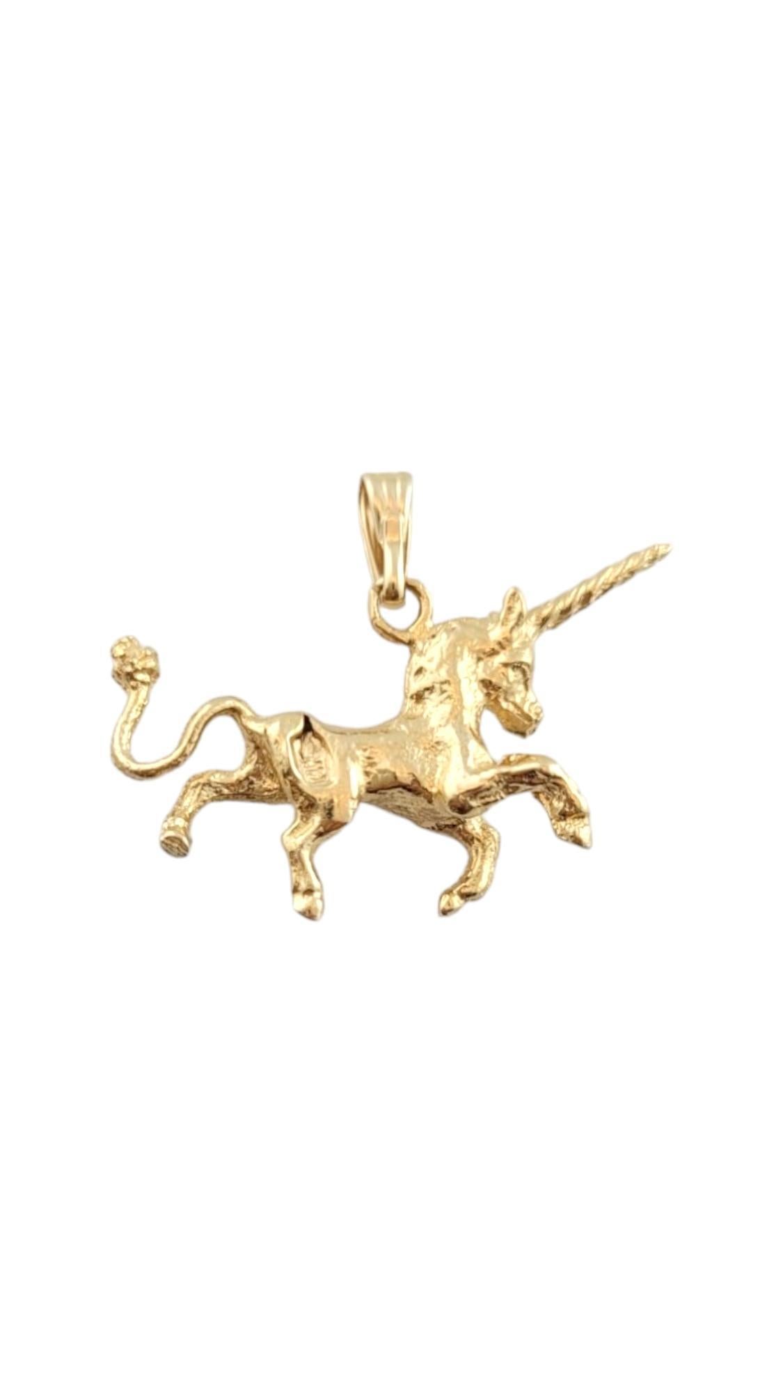 14K Yellow Gold Unicorn Charm #16233 In Good Condition For Sale In Washington Depot, CT