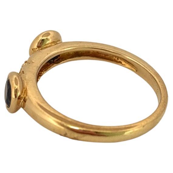 Taille ronde Bague en or jaune 14K Unique 1.00 Carat Round Sapphire 0.05 Carat Round Diamond Ring en vente