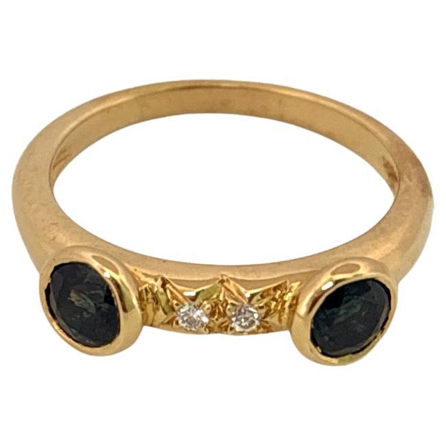 Bague en or jaune 14K Unique 1.00 Carat Round Sapphire 0.05 Carat Round Diamond Ring en vente 2