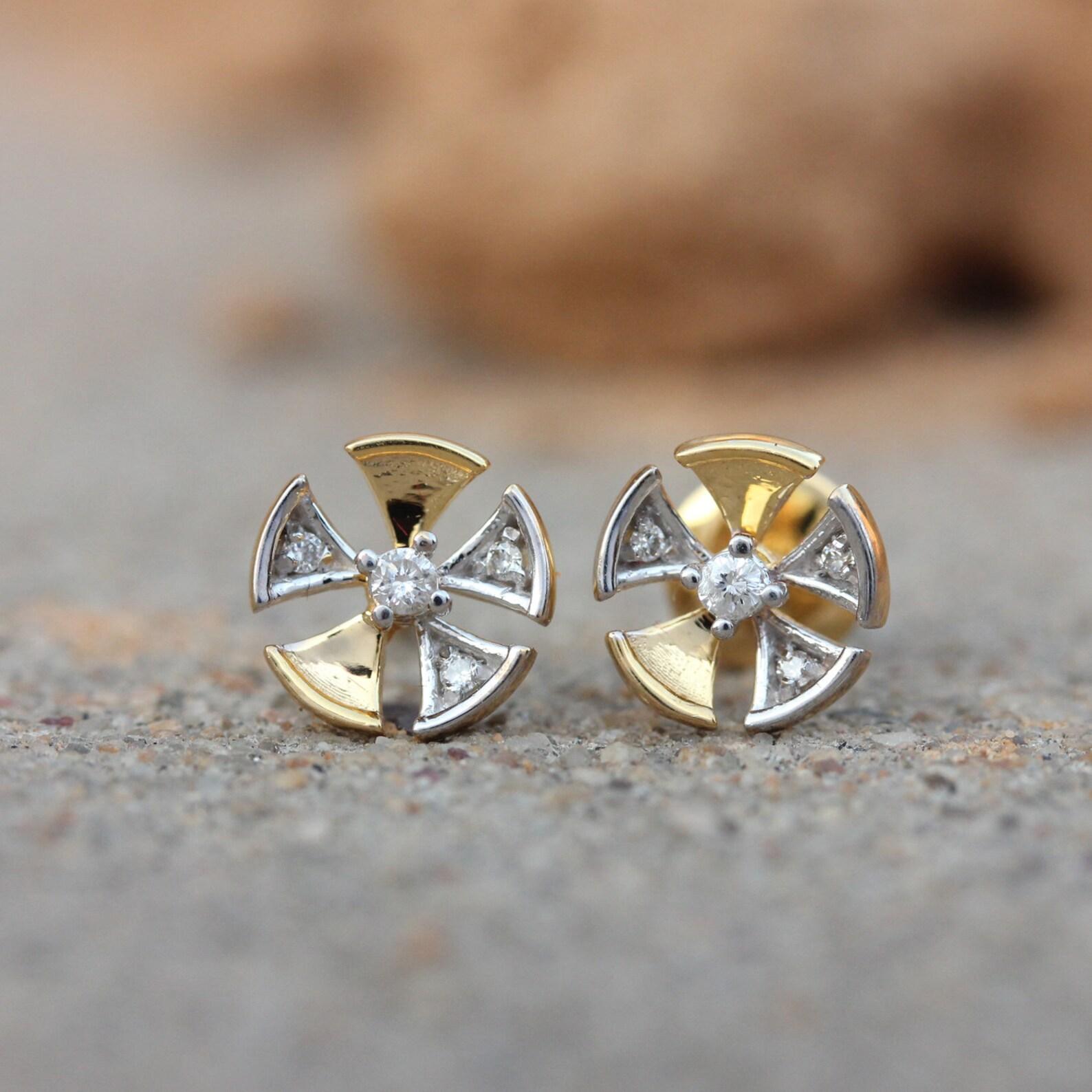 14k Yellow Gold Unique Small Studs Gift For Her Natural Pave Diamond Earring . For Sale 1