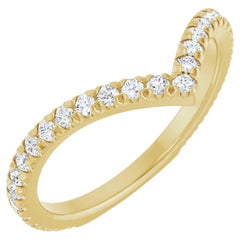 14K Yellow Gold V-Shaped Contour Band with Round Diamonds