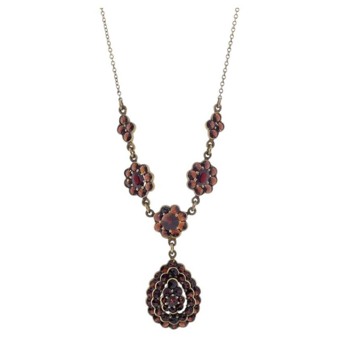 Collana vittoriana con granato in oro giallo 14K1