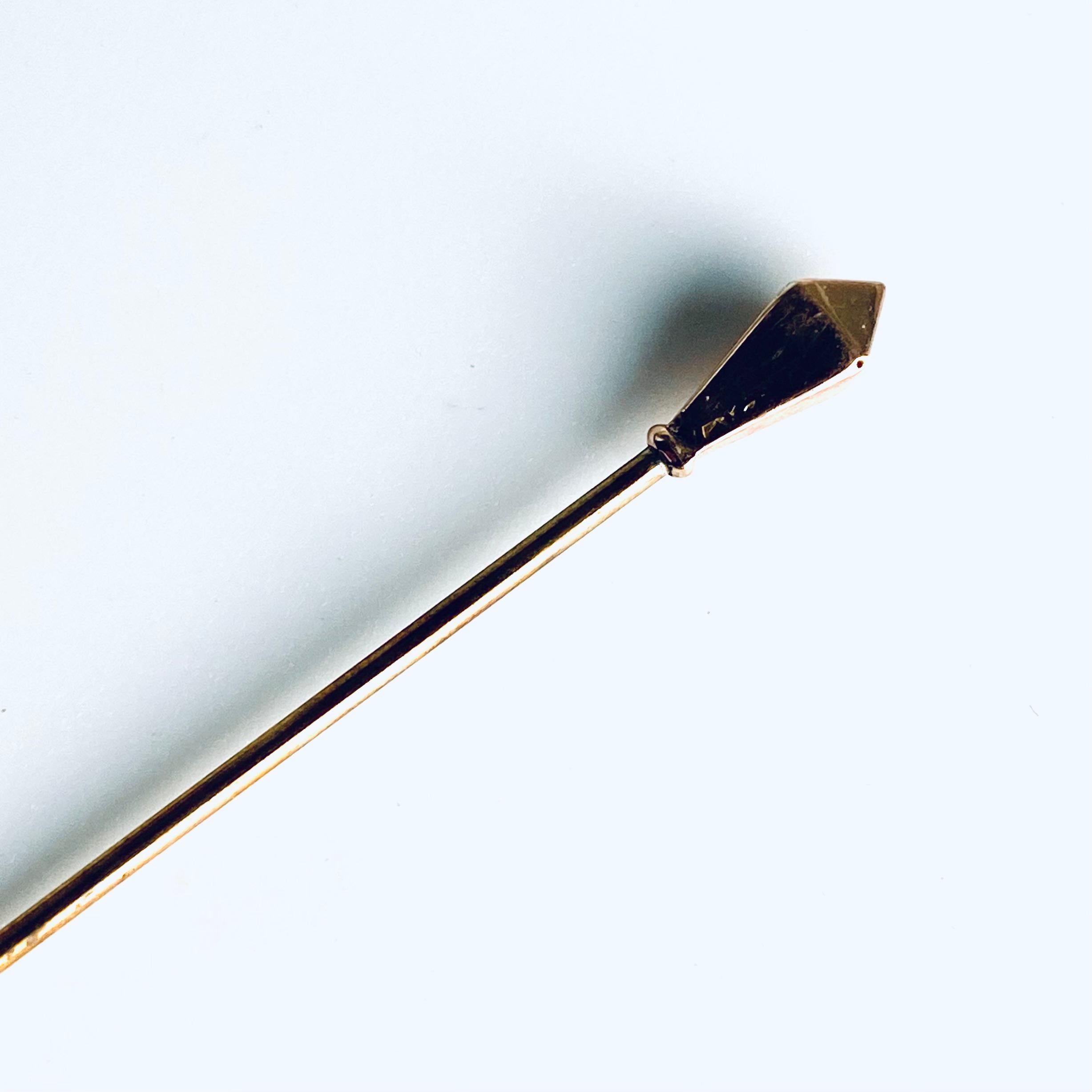 14K Yellow Gold Victorian Decorative Small Pin For Sale 1