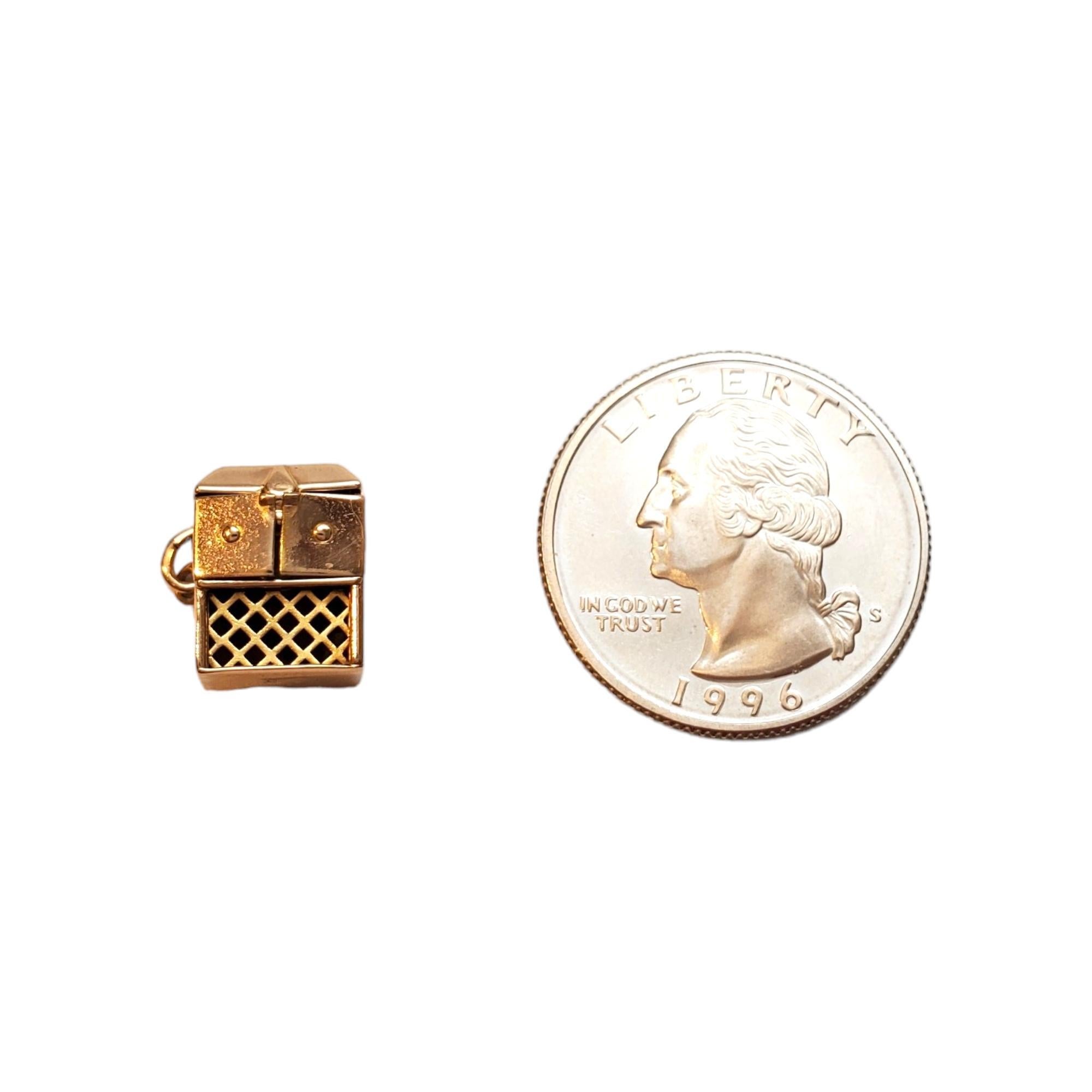 14K Yellow Gold Victrola Phonograph Stanhope NYC Charm #17885 For Sale 7