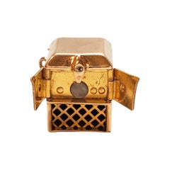 14K Yellow Gold Victrola Phonograph Stanhope NYC Charm #17885