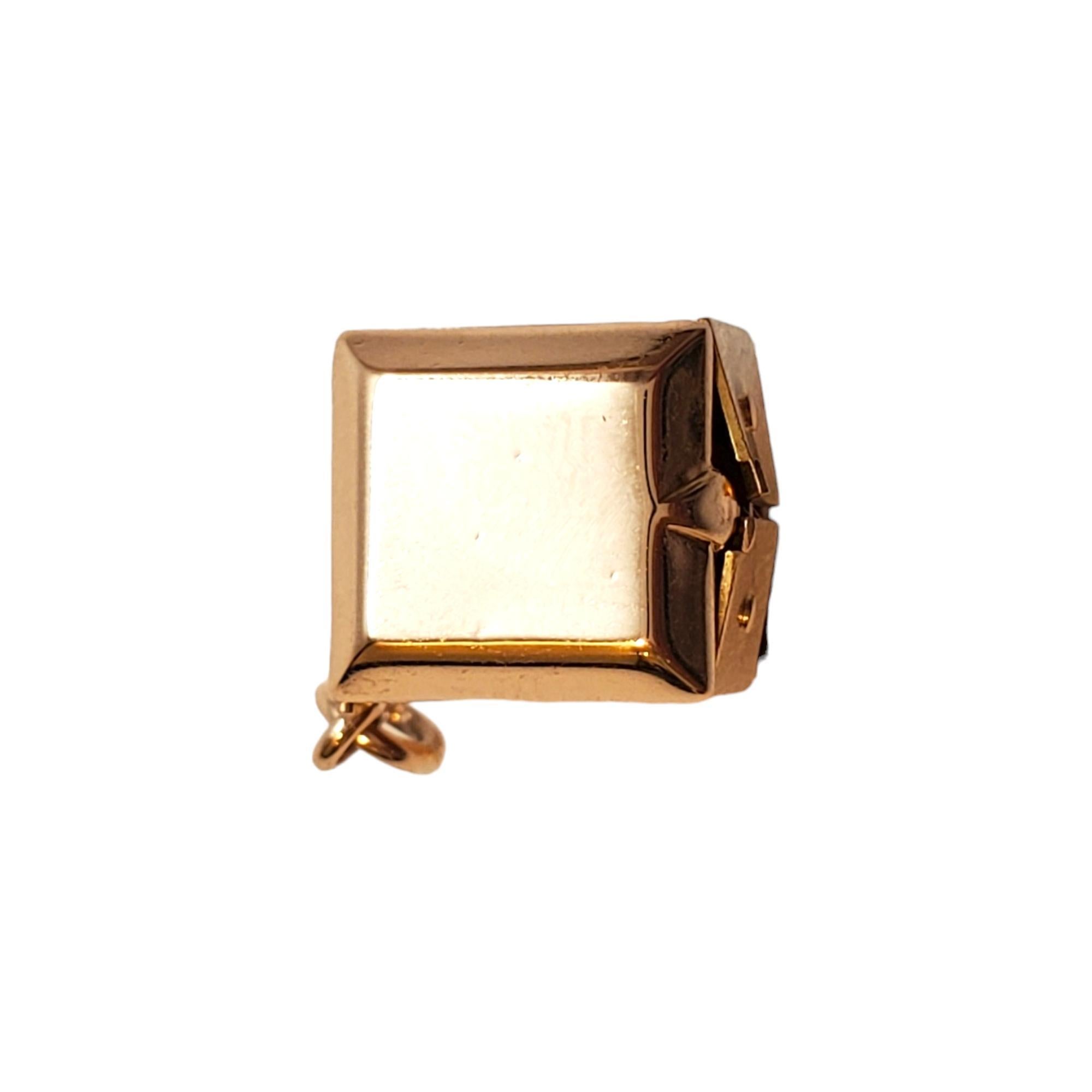 14K Yellow Gold Victrola Phonograph Stanhope NYC Charm #17885 For Sale 4