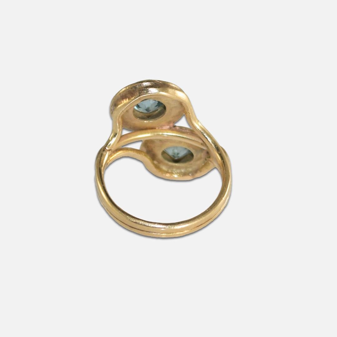 14K Gelbgold Vintage Blauer Zirkon-Ring 4,7 g im Zustand „Hervorragend“ in Laguna Beach, CA
