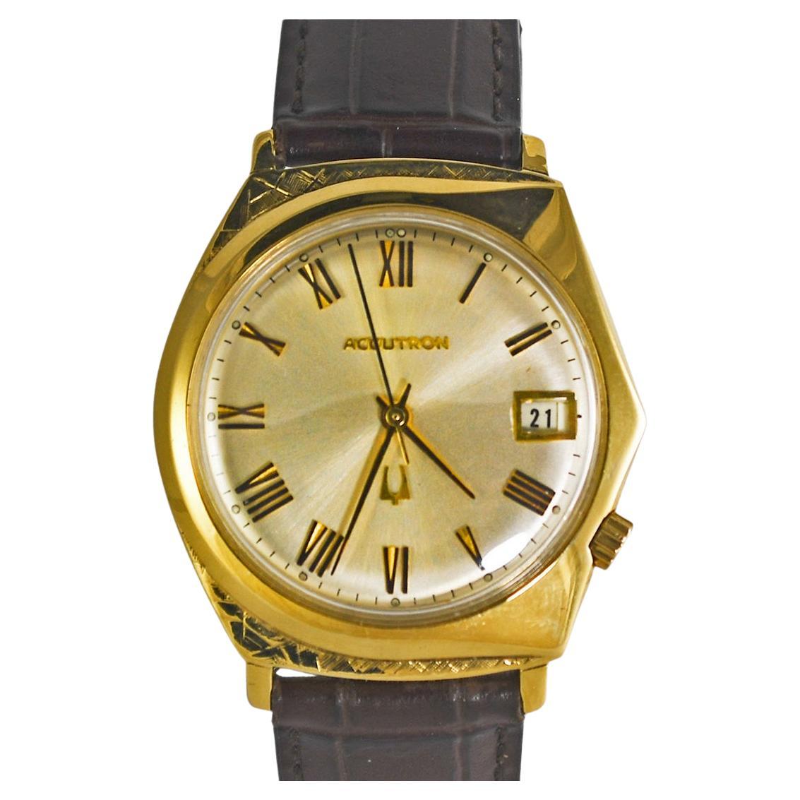 14K Yellow Gold Vintage Bulova Accutron Watch (34mm) For Sale