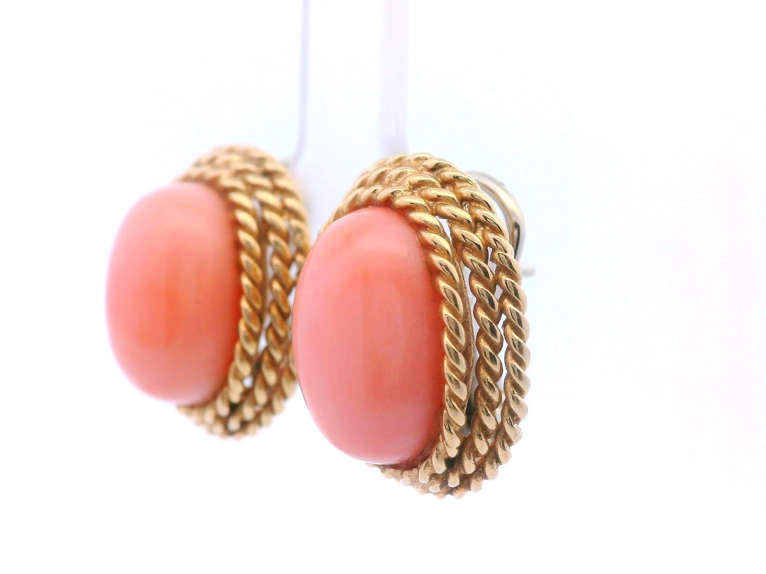 14k Gelbgold Vintage Korallen Ohrringe im Angebot 1