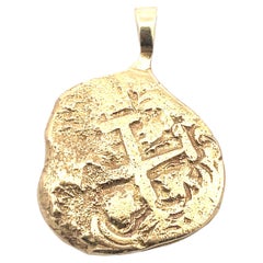 14K Yellow Gold Vintage Escudo Coin Pendant