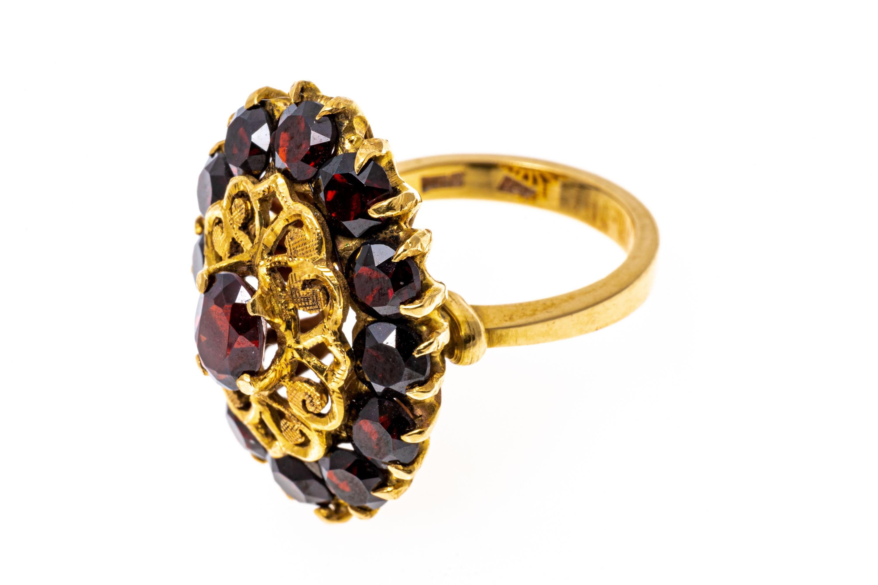 14k Yellow Gold Vintage Filigree And Garnet Cluster Cocktail Ring For Sale 3
