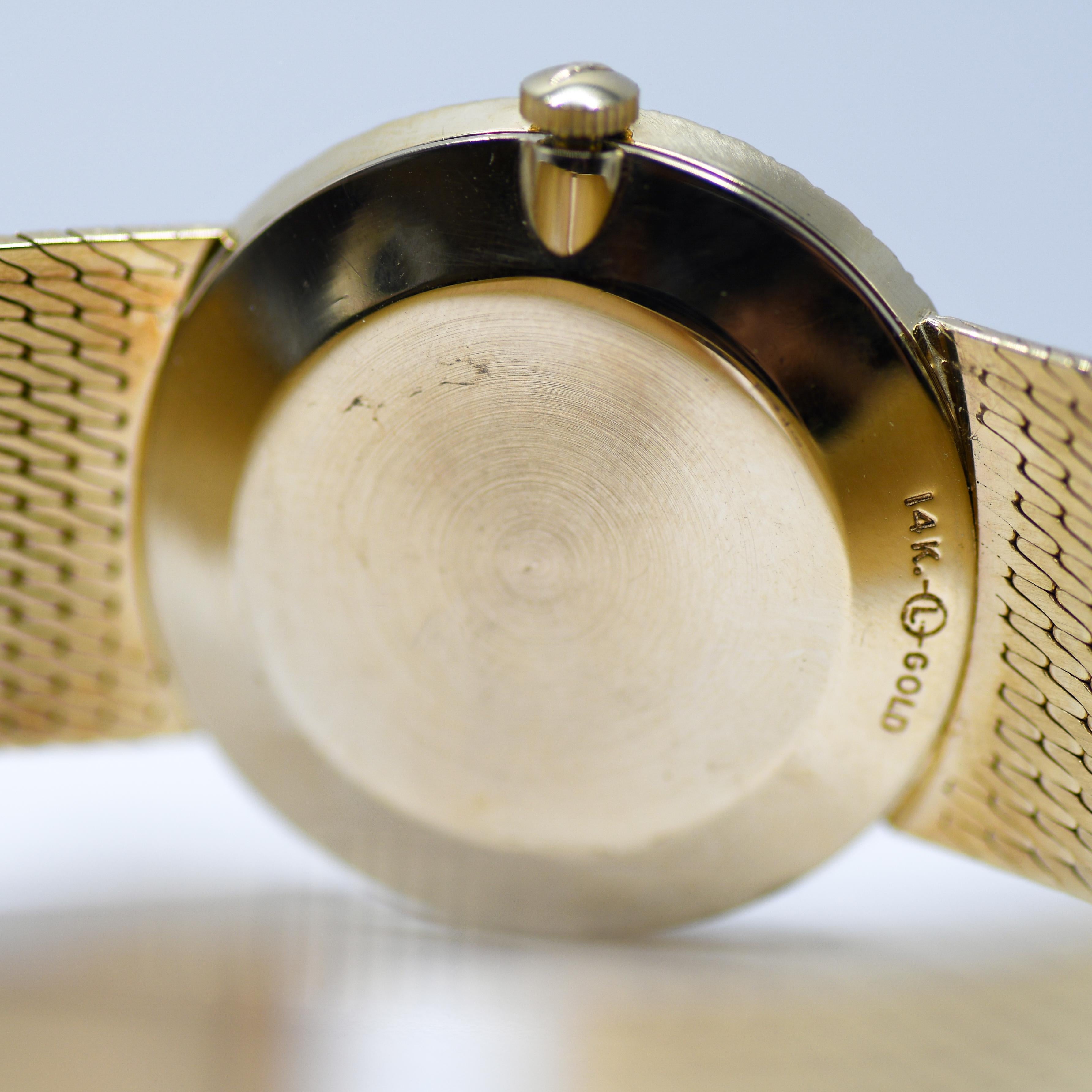 14K Yellow Gold Vintage Longines Diamond Bezel Watch 28mm In Excellent Condition In Laguna Beach, CA