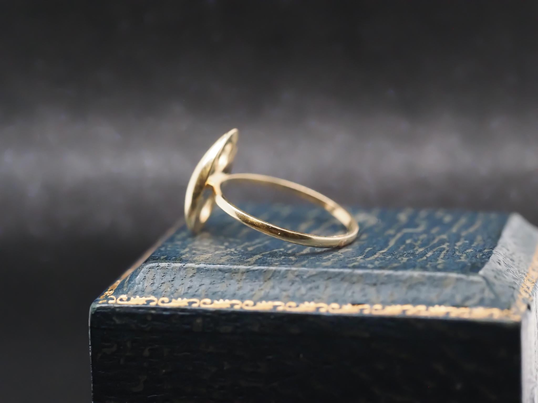 Women's 14k Yellow Gold Vintage Mariner Link Ring For Sale