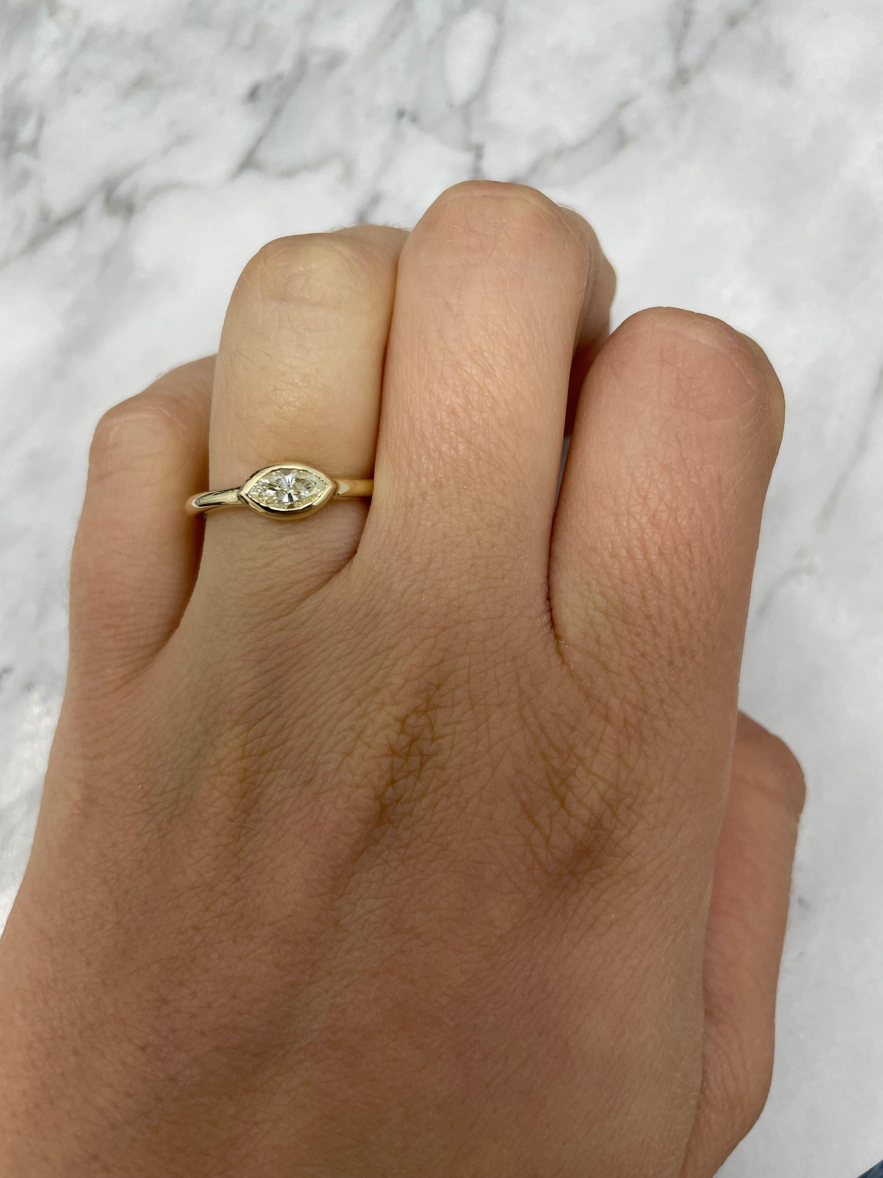 14K Yellow Gold Vintage Marquise Cut Diamond Ring For Sale at 1stDibs