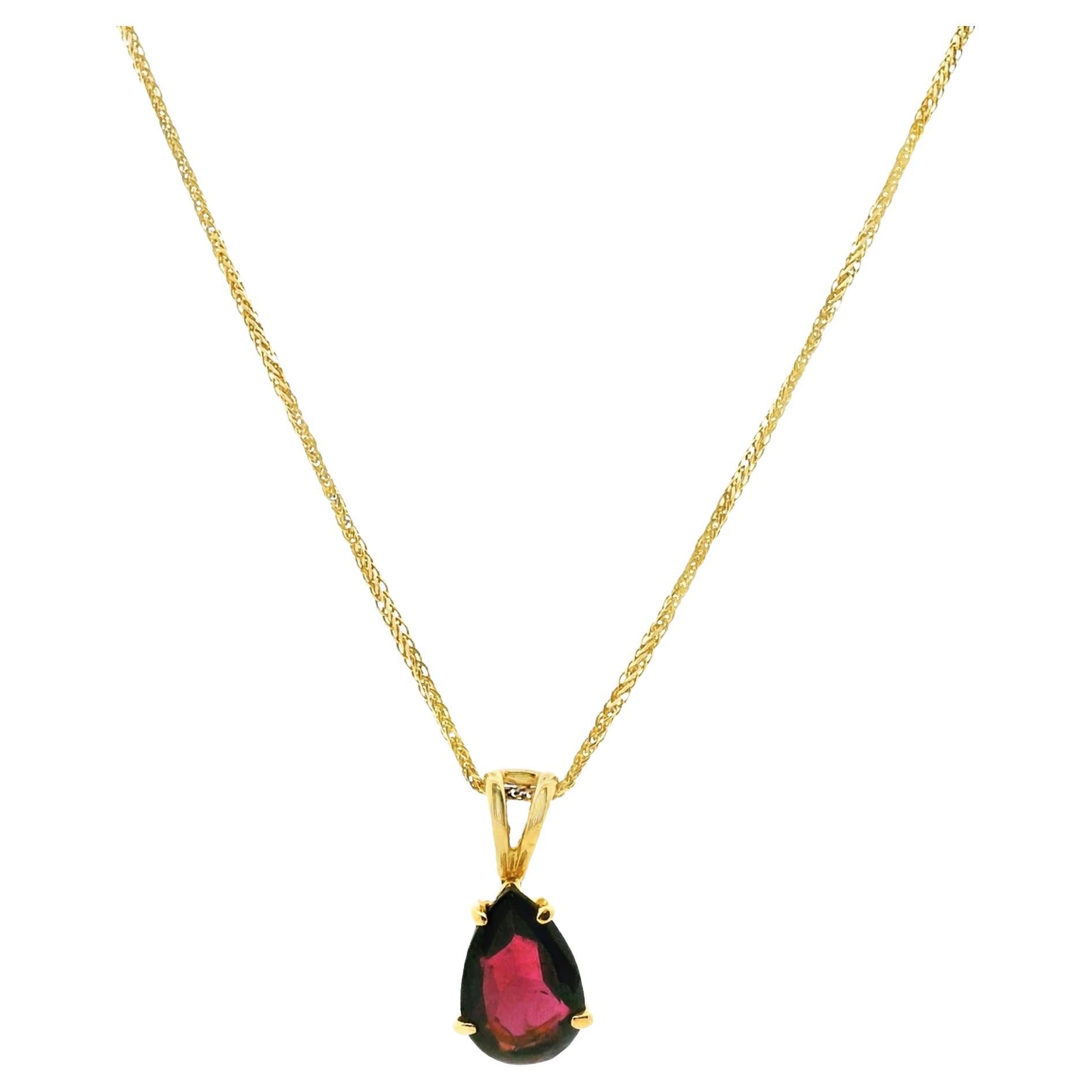 Collana con ciondolo a forma di pera in oro giallo 14k con granato rosso rodolite vintage