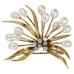 14K Yellow Gold Vintage Pearl & Diamond Brooch 0.25ct