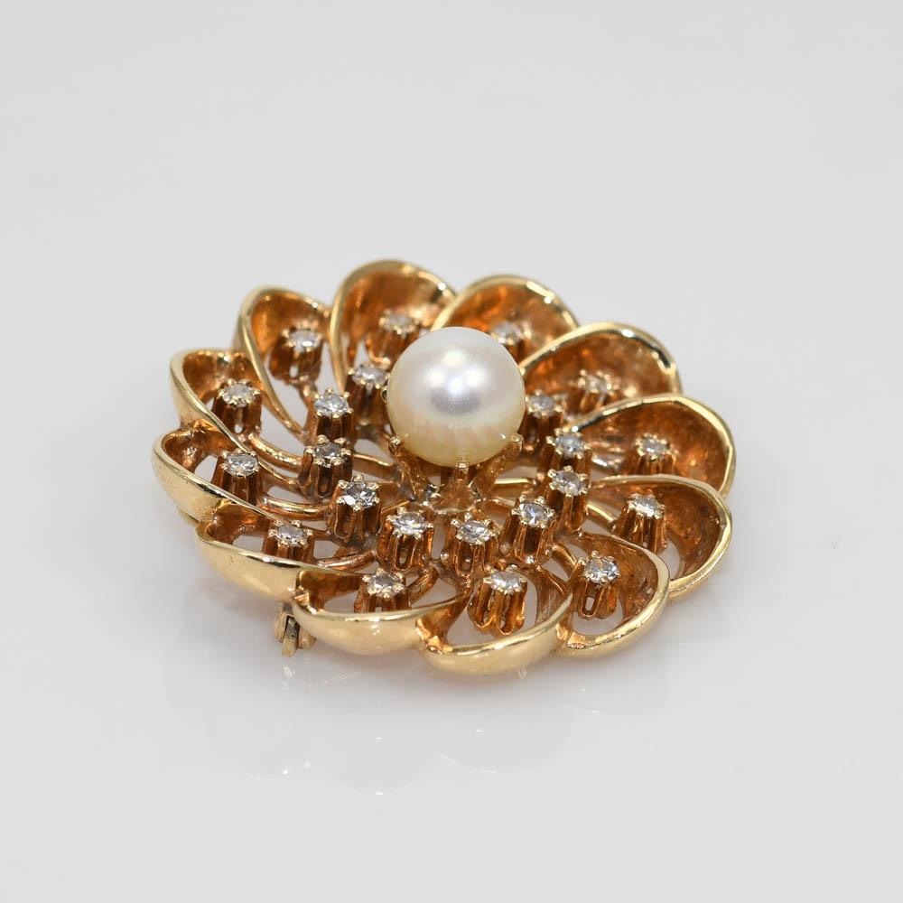 14K Yellow Gold Vintage Pearl & Diamond Brooch, 14.7g, .72tdw In Excellent Condition For Sale In Laguna Beach, CA