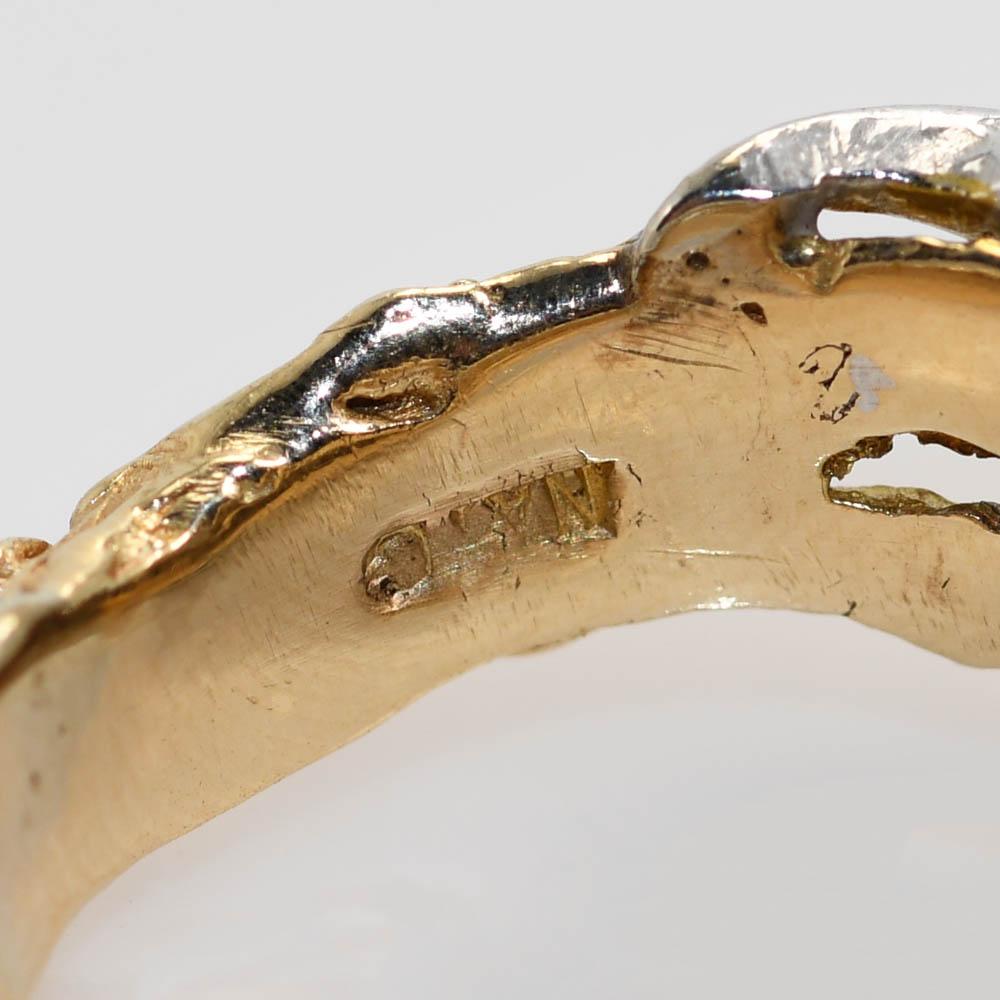 14K Gelbgold Vintage Perle Diamant Ring .35tdw 15.2gr
14-karätiger Perlen- und Diamantring im Nugget-Stil.
Es gibt .35tdw von runden Brillanten und Einzelschliffen.
Klarheit und Farbe von SI-I1, G-H
Wiegt 15,2 g, gestempelt 14k auf der Innenseite