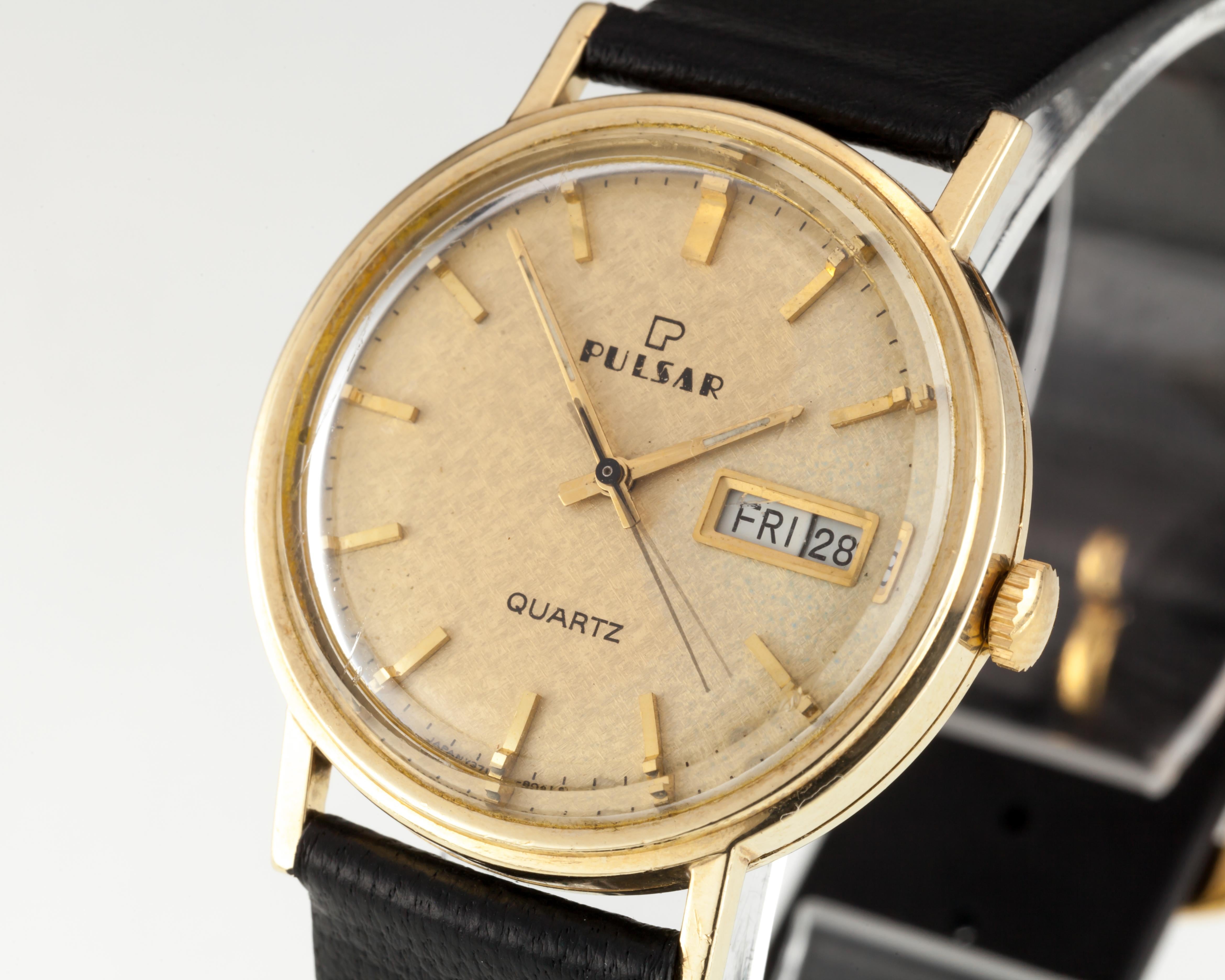 pulsar quartz watch vintage