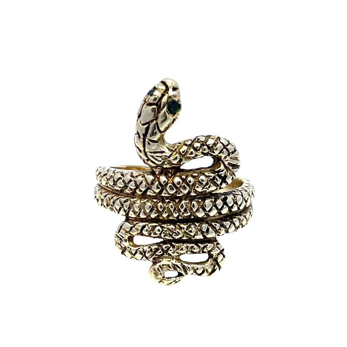 Femenino o masculino Anillo de serpiente vintage de oro amarillo de 14k con ojos de esmeralda en venta