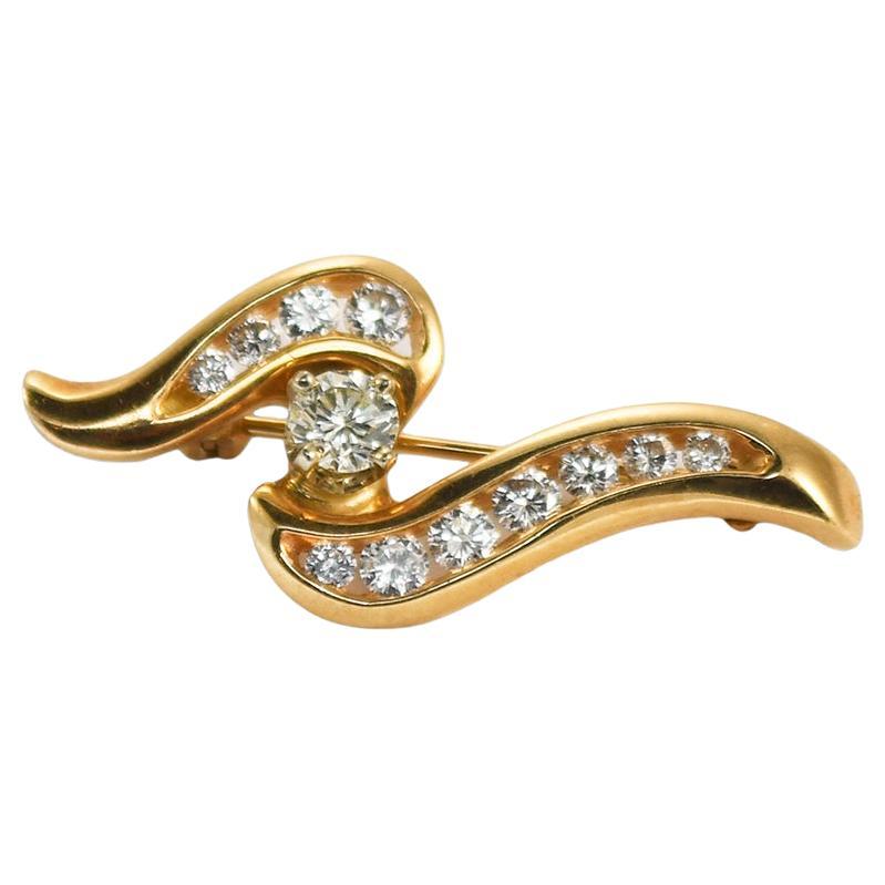 14K Yellow Gold Vintage Wave Design Diamond Brooch For Sale