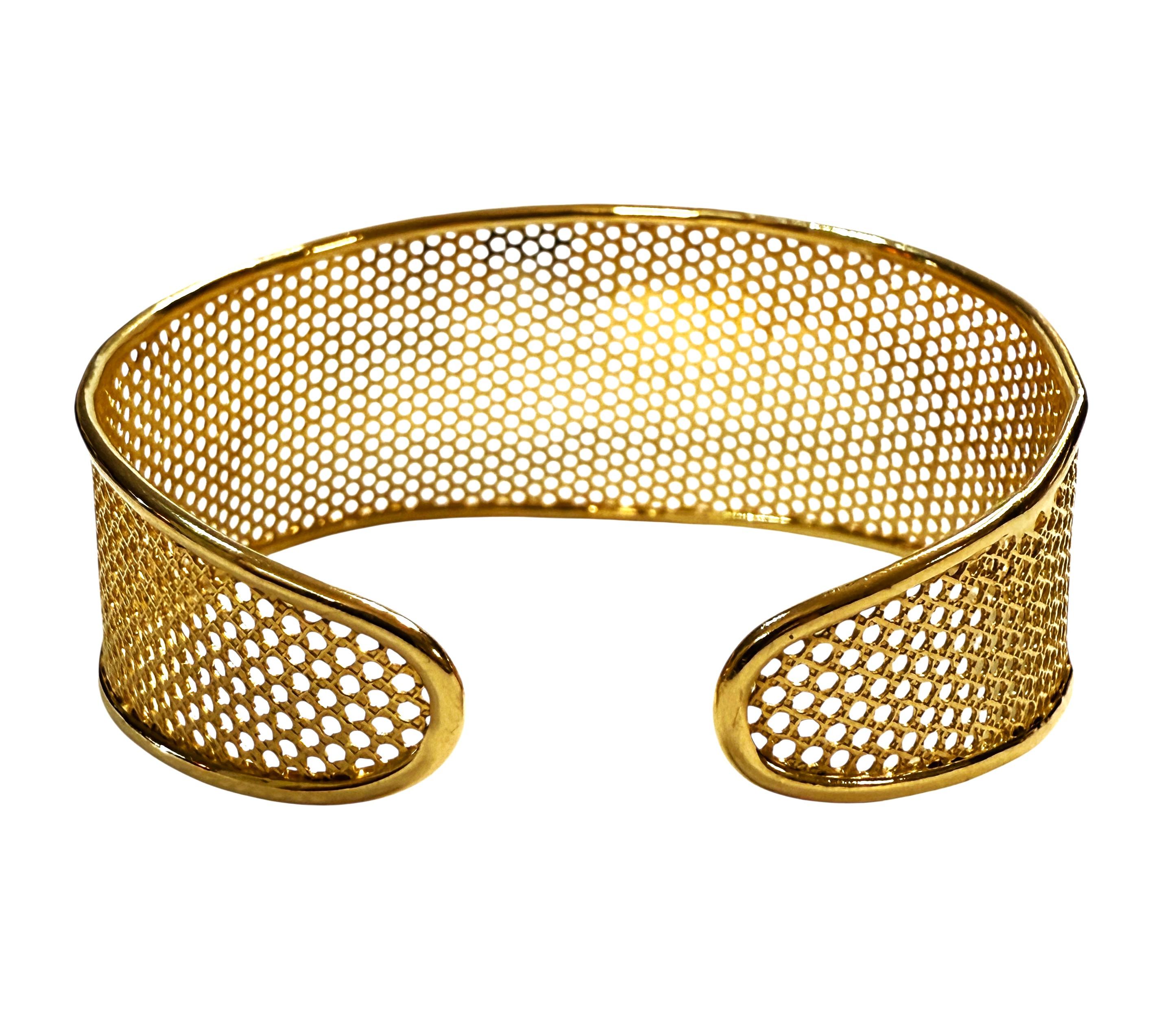 Bracelet manchette en or jaune 14K Vior Italy 10.31 Grammes - Maker's Mark Excellent état - En vente à Eagan, MN