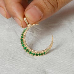 14K Yellow Gold Vivid Emerald & Diamond Crescent Moon Pendant 0.84 Carat