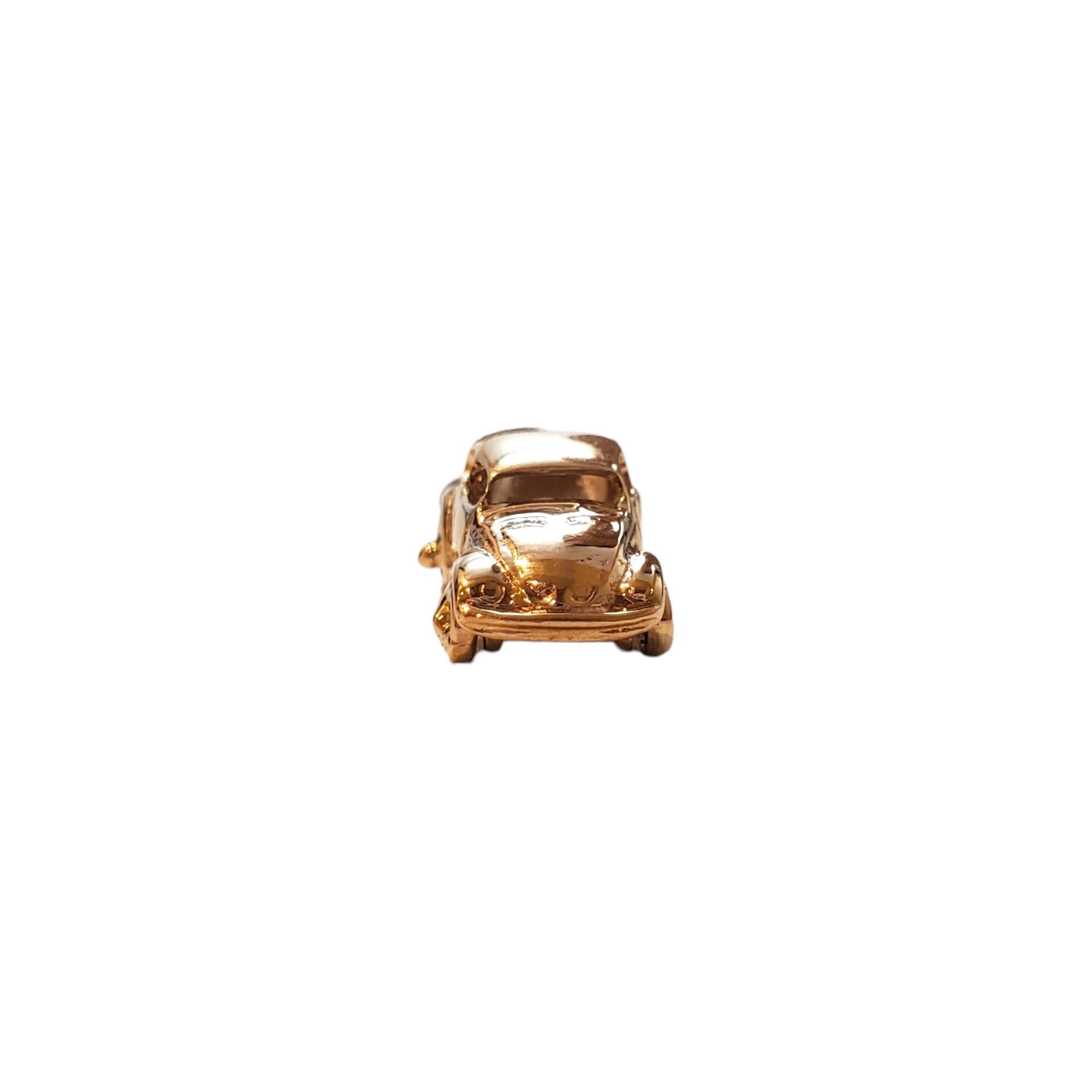 14K Gelbgold Volkswagen Bug Car Charm #17803 Volkswagen Bug Car für Damen oder Herren