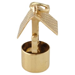 Vintage 14K Yellow Gold Watering Well Charm