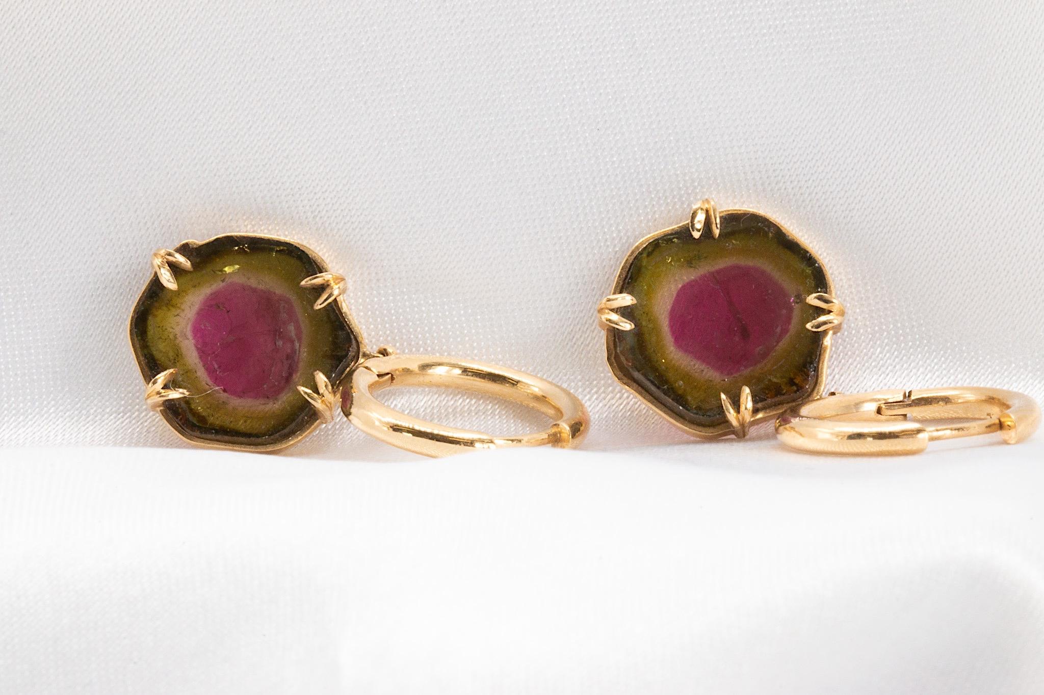 Orecchini a cerchio con tormalina angolare in oro giallo 14k In condizioni Nuovo in vendita a Houston, TX