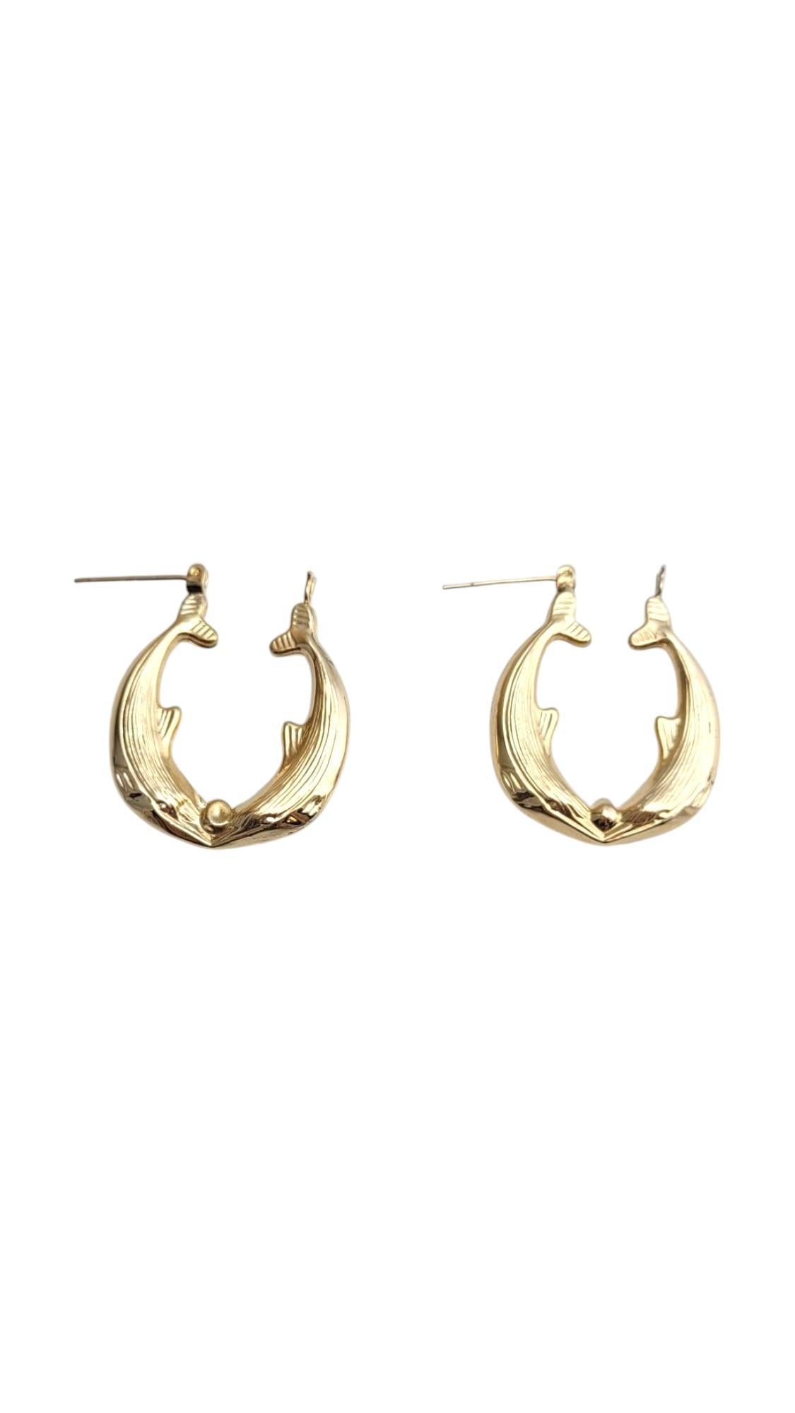14K Yellow Gold Whale Hoop Earrings #21112 In Good Condition For Sale In Washington Depot, CT