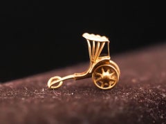 14K Yellow Gold Wheel Carriage Charm Pendant