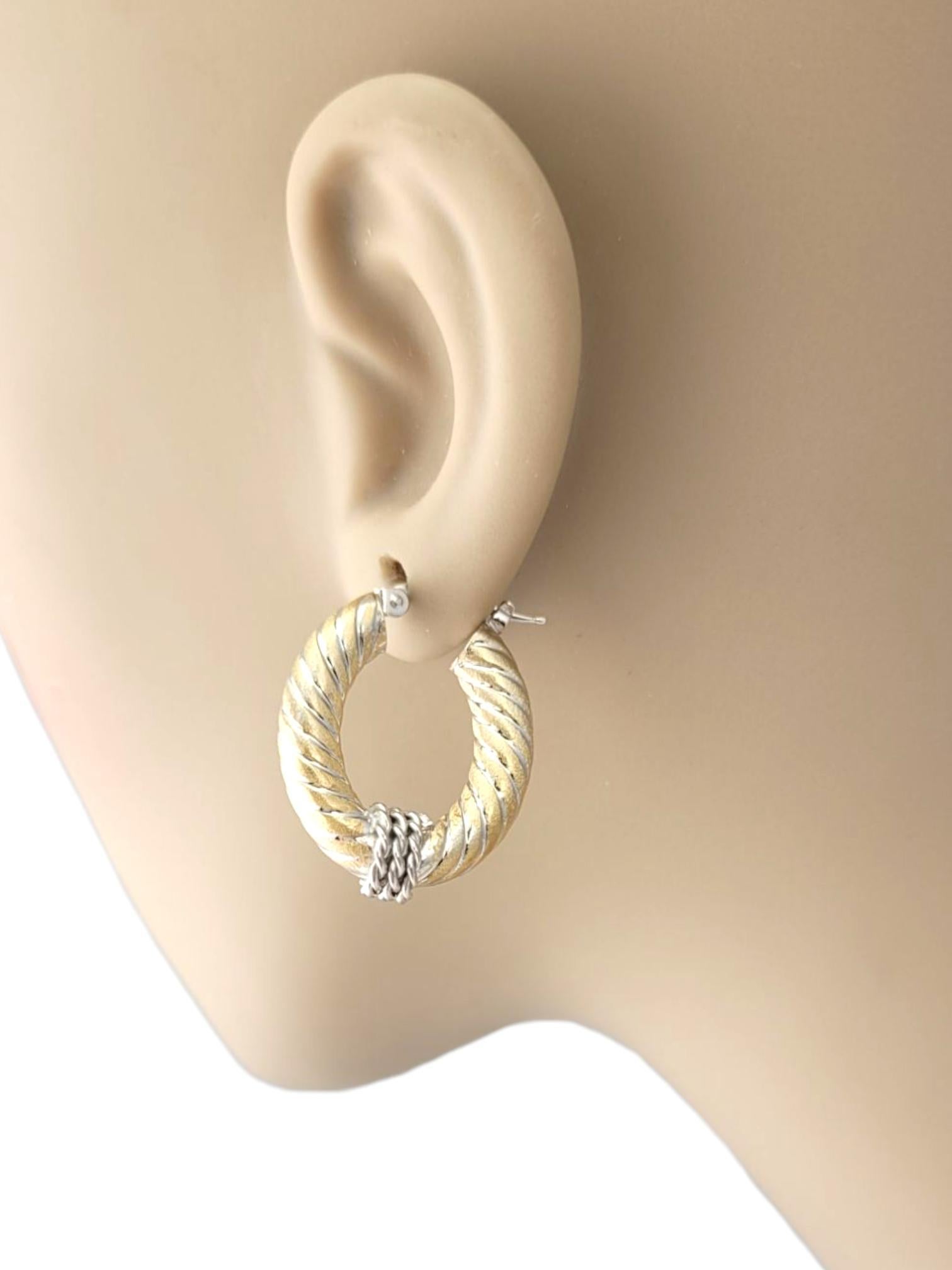 14K Yellow Gold & White Gold Two Tone Oval Cable Hoop Earrings #21745 For Sale 3