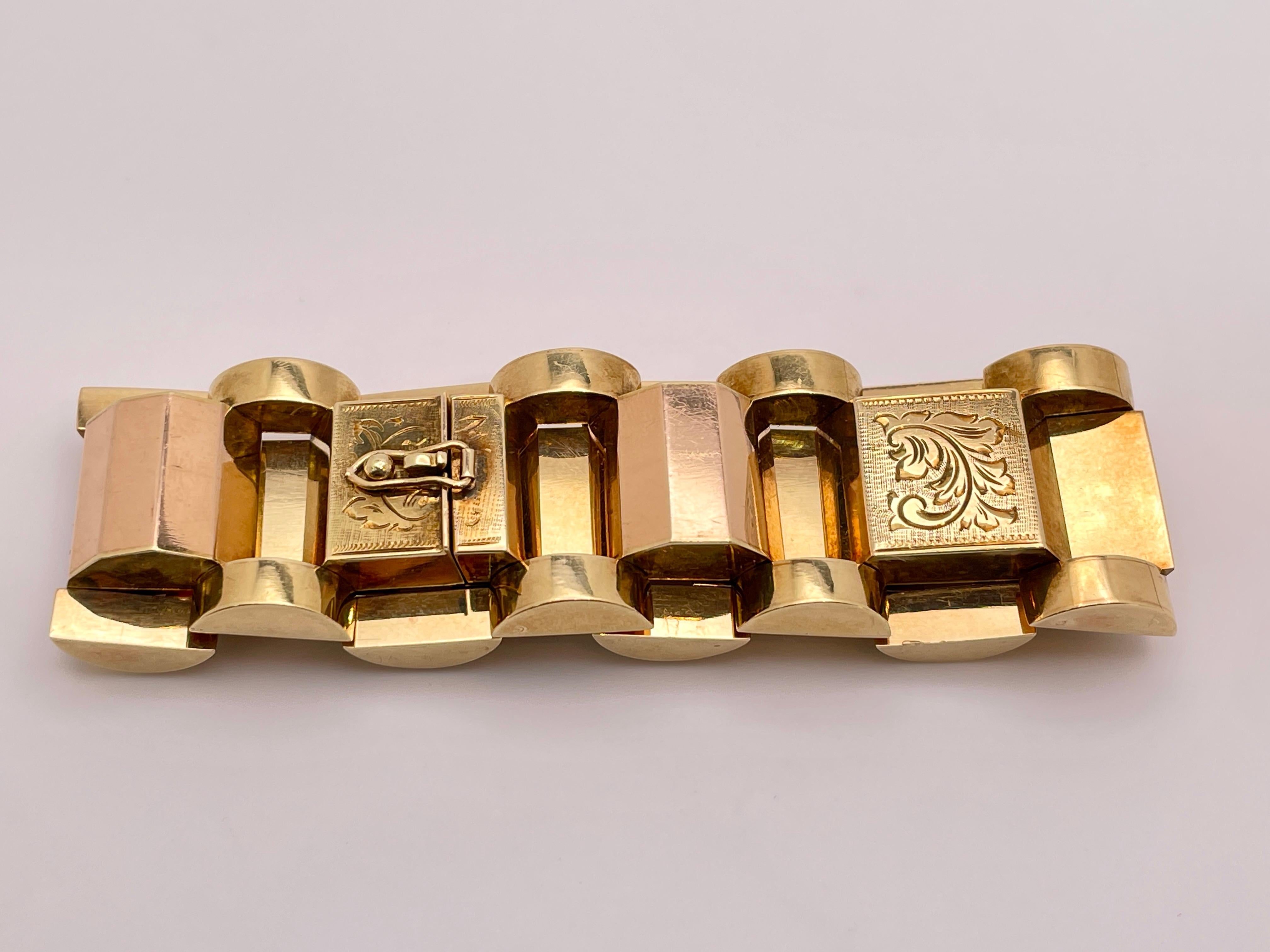 Bracelet à larges maillons en or jaune 14K  en vente 9