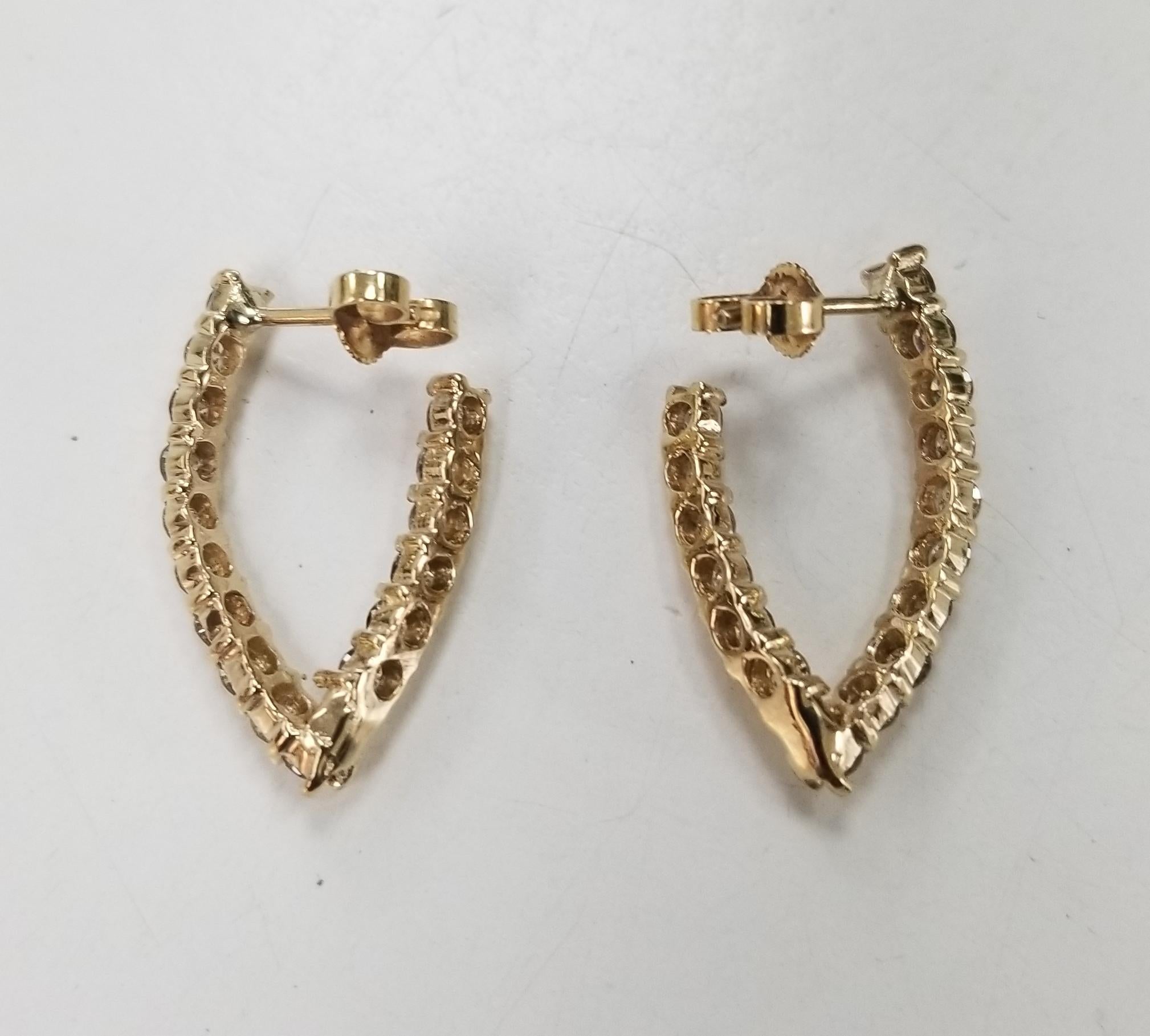 Round Cut 14 Karat Yellow Gold 