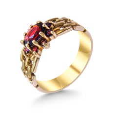 14 Karat Yellow Gold with Garnet Ladies Ring Vintage