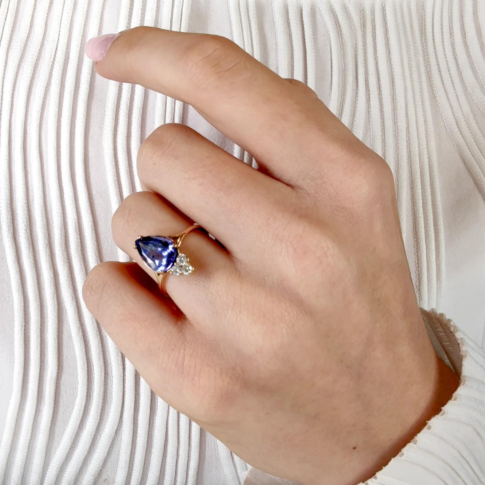 14K Yellow Gold Women's Ring with 2.84ct Pear-Cut Tanzanite  0.19ct Diamonds 1