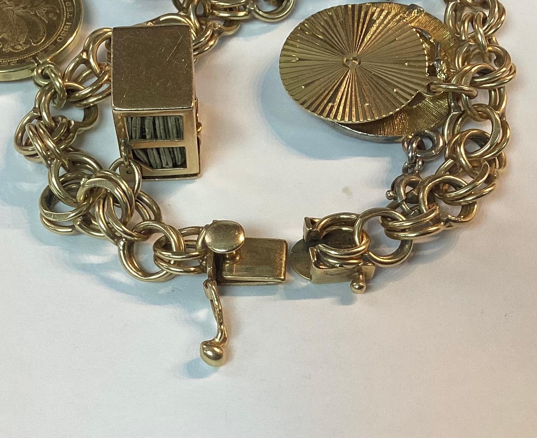 14k Yellow Gold Women’s Vintage Charm Bracelet For Sale 3