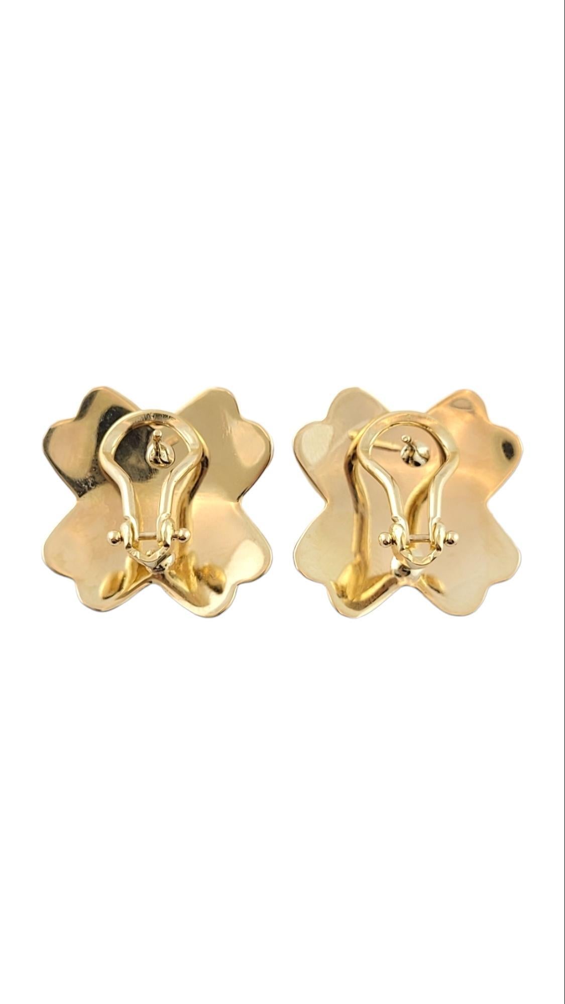14K Yellow Gold X Stud Earrings w/ Lever Backs #15888 In Good Condition For Sale In Washington Depot, CT