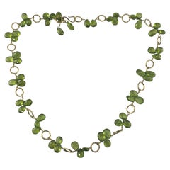 Collier ras du cou en or jaune 14 carats avec péridots jaunes, verts et briolettes  #19499