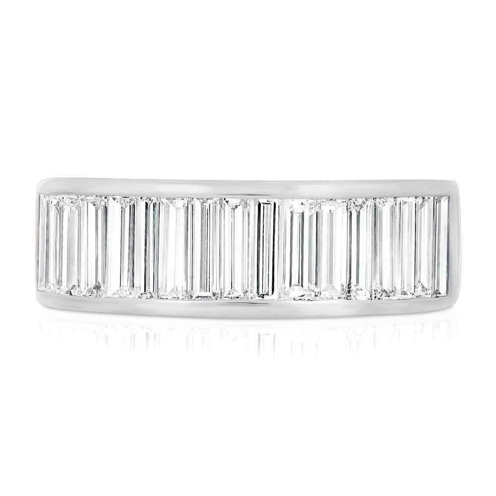 For Sale:  Men's 2.30 Carat Baguette Cut Diamond 14K White Channel Set Ring 4
