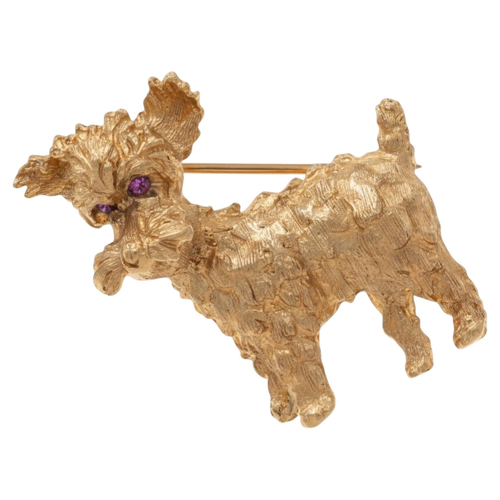 Broche Terrier en or jaune prune 14K avec yeux en rubis