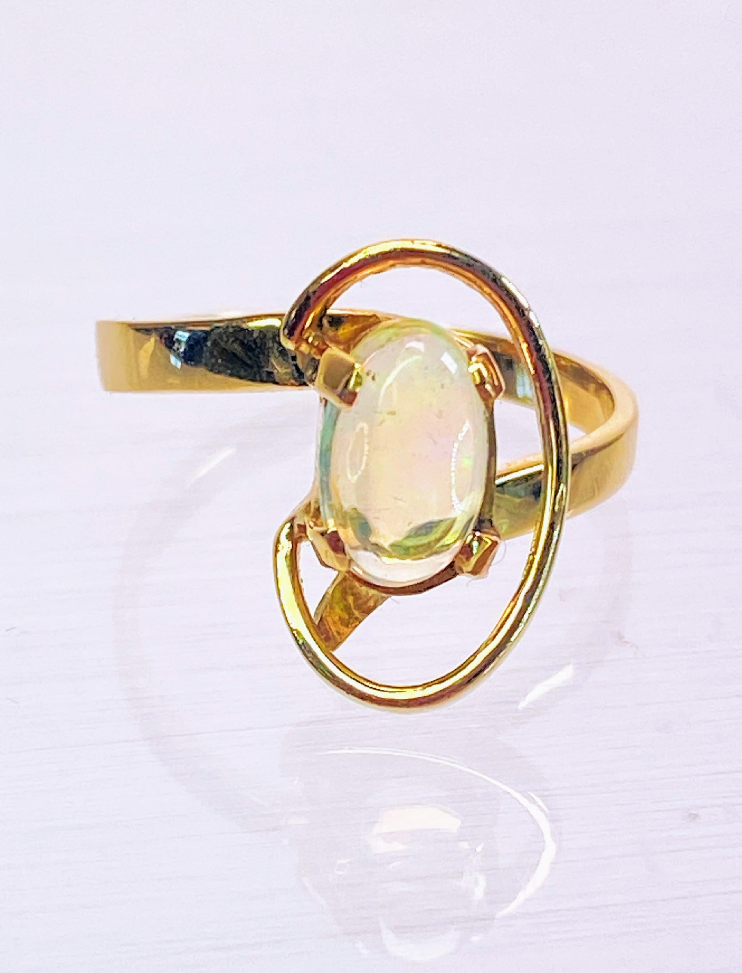 Oval Cut 14K Yellow Solid Gold Estate Natural Fire Opal Cosmic Overlay Bypass Ring For Sale