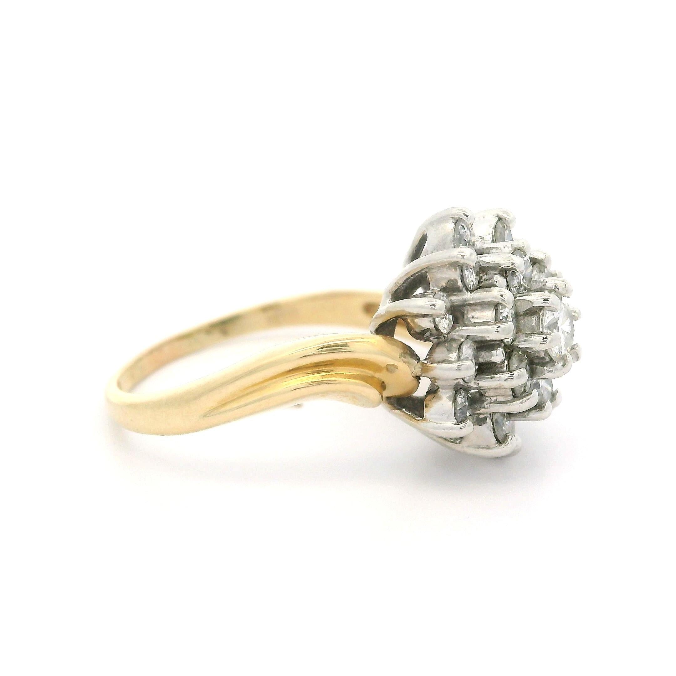 Bague grappe classique en or jaune et blanc 14k 0,80ctw Fiery Diamond en vente 5