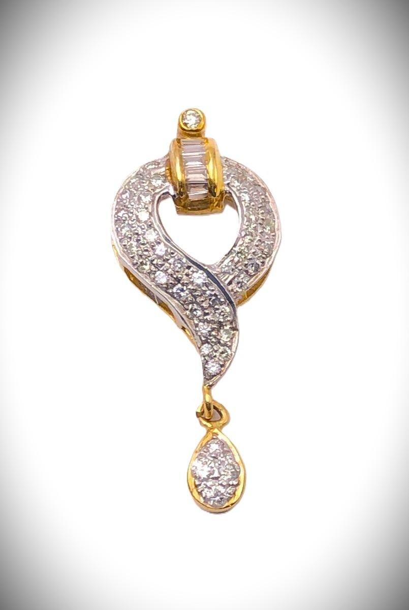 14K Yellow & White Gold 1 Carat Diamond Pendant Necklace - Hallmarked For Sale 3