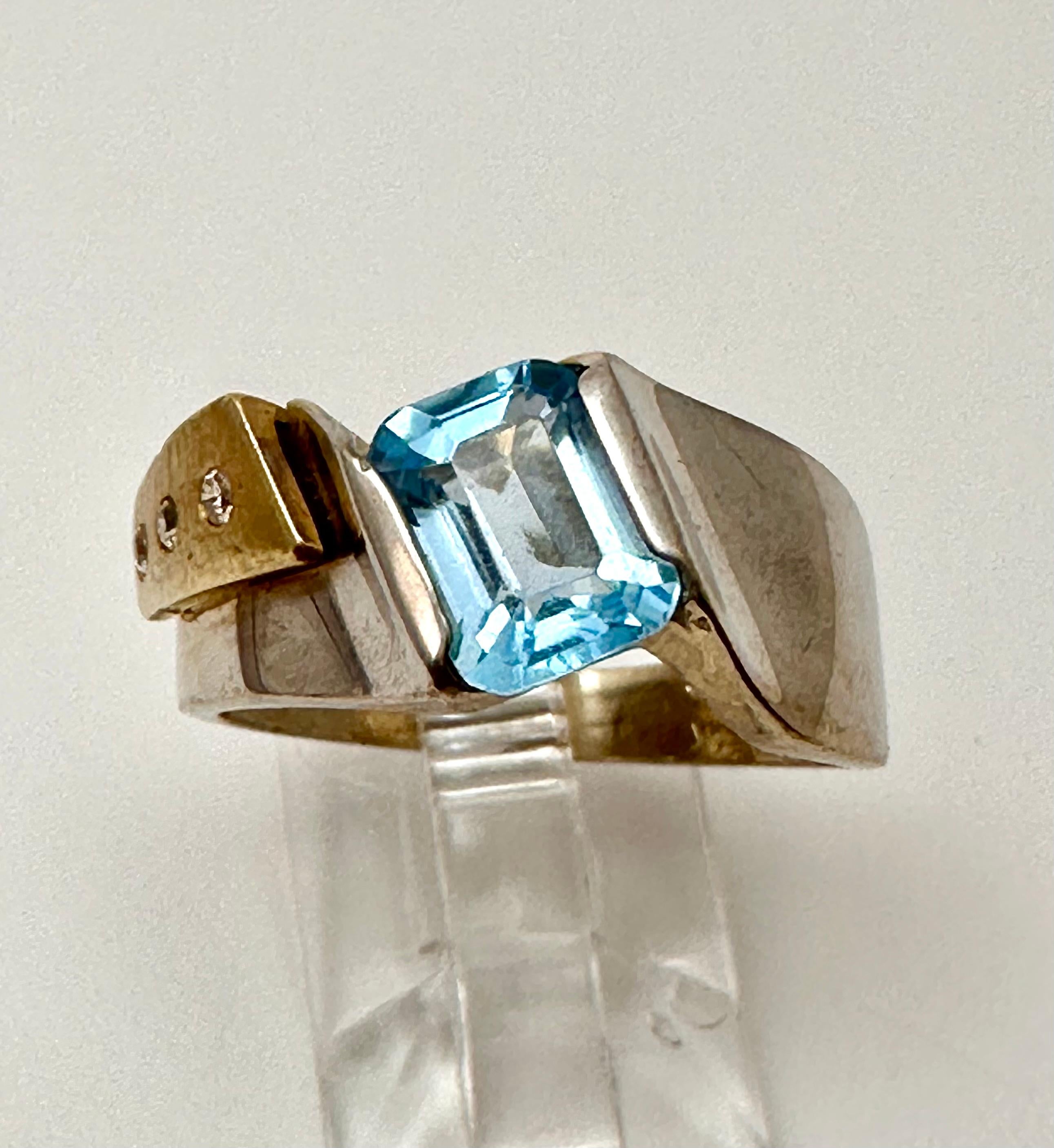 14k Yellow/White Gold 6mm x 8mm Emerald Cut Blue Topaz Diamond Ring Size  7 1/2 For Sale 1