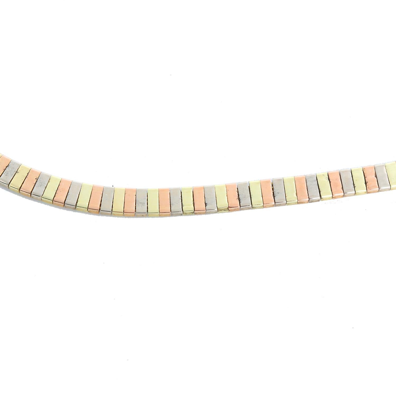 14K Yellow, White Gold and Pink Gold Necklace In Excellent Condition For Sale In Dallas, TX