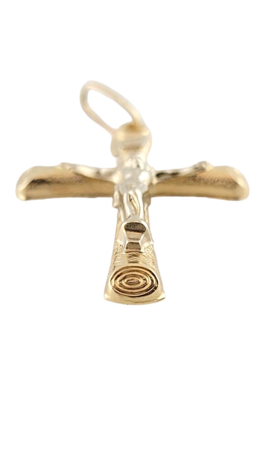 14K Yellow & White Gold Cross Pendant #16208 In Good Condition For Sale In Washington Depot, CT
