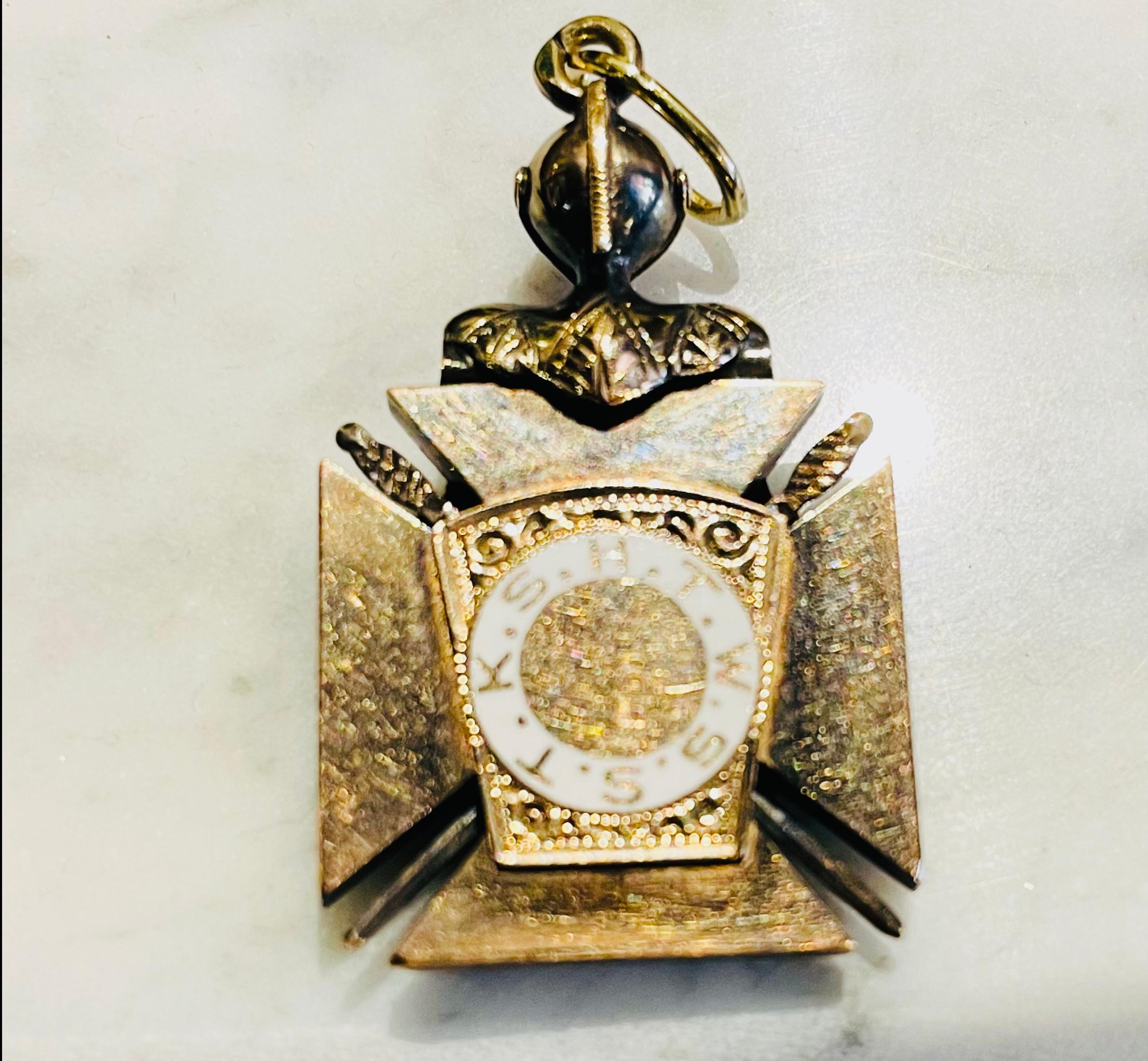 14K Yellow/White Gold Enamel Masonic Pendant For Sale 6