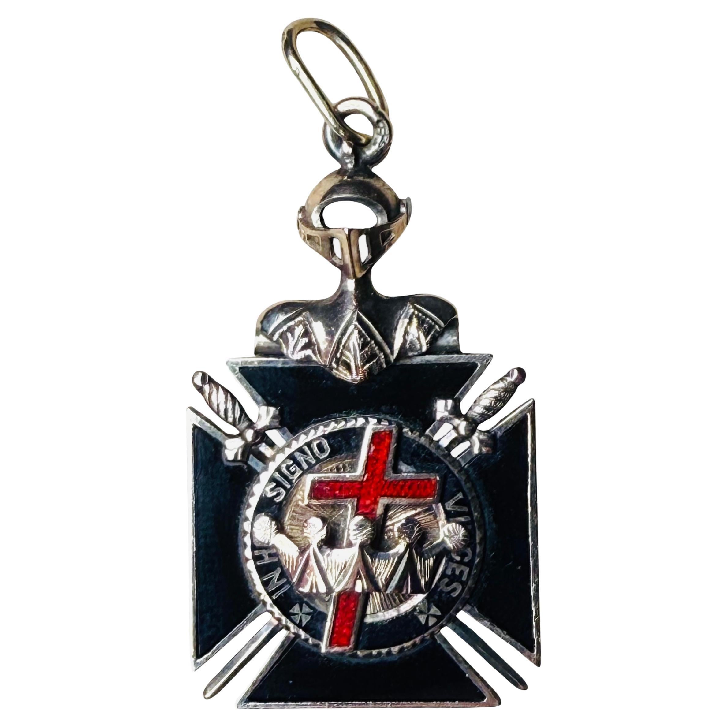 14K Yellow/White Gold Enamel Masonic Pendant For Sale